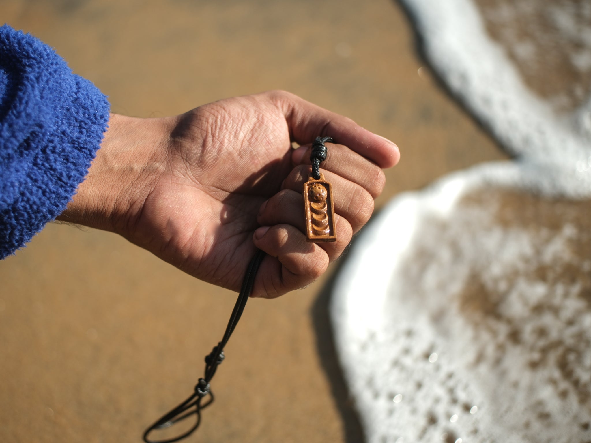 Phases of the moon | Teak Wood Pendant
