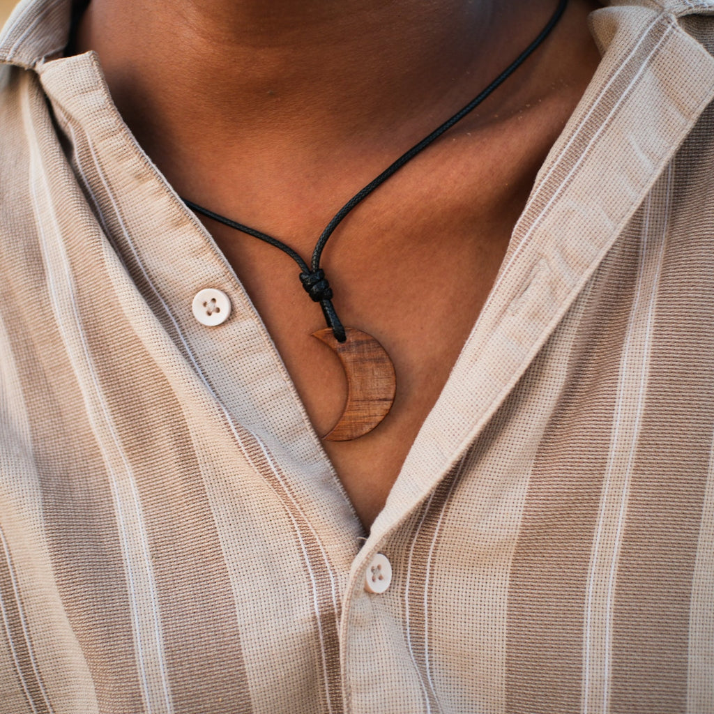 Crescent Moon | Teak Wood Pendant