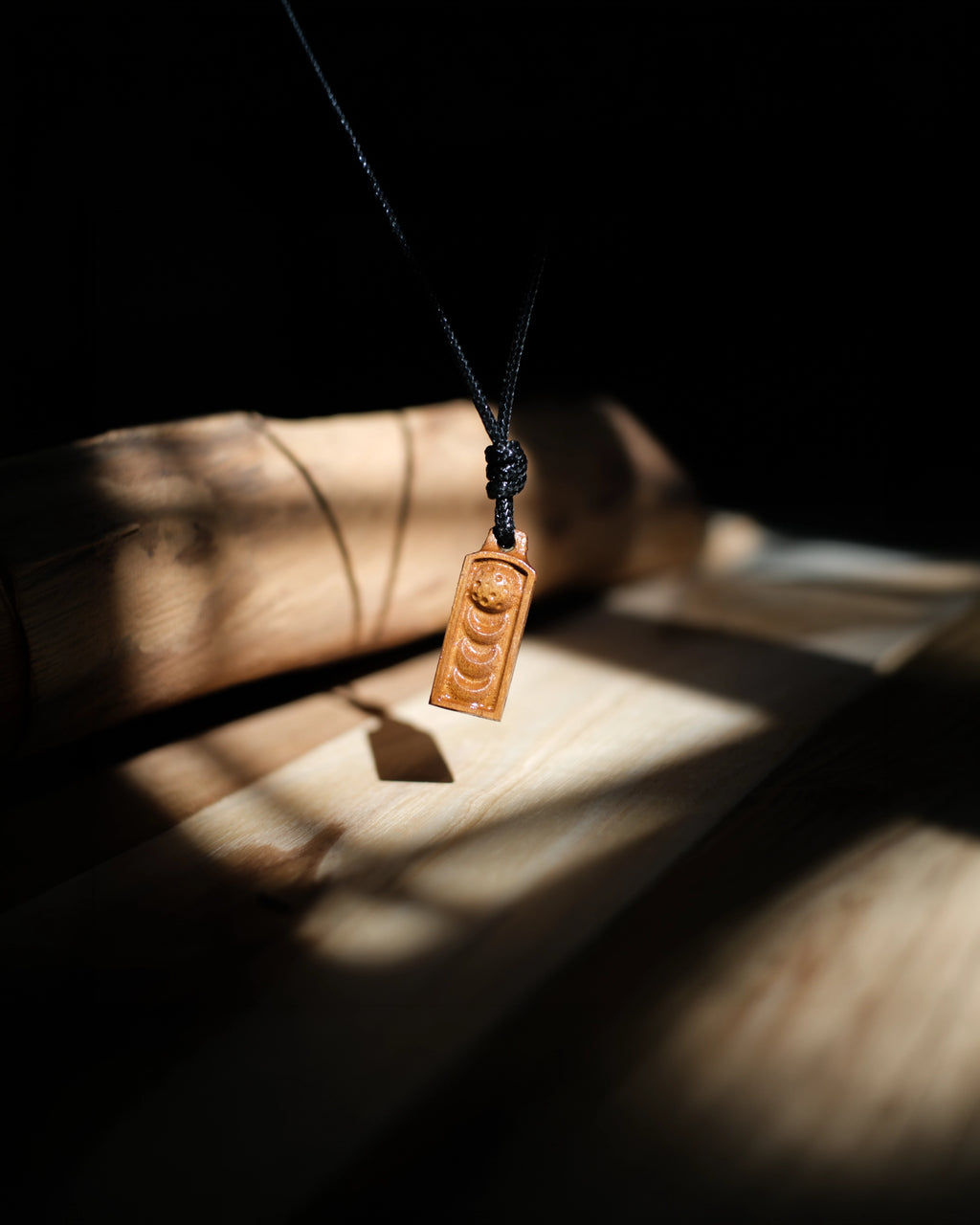 Phases of the moon | Teak Wood Pendant